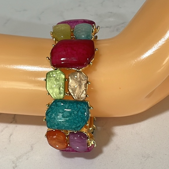 Adorable Beaded Elastic Bracelet Great Condition - Picture 4 of 9
